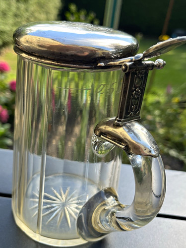 Großer bierkrug mit 800 - bierkrug,